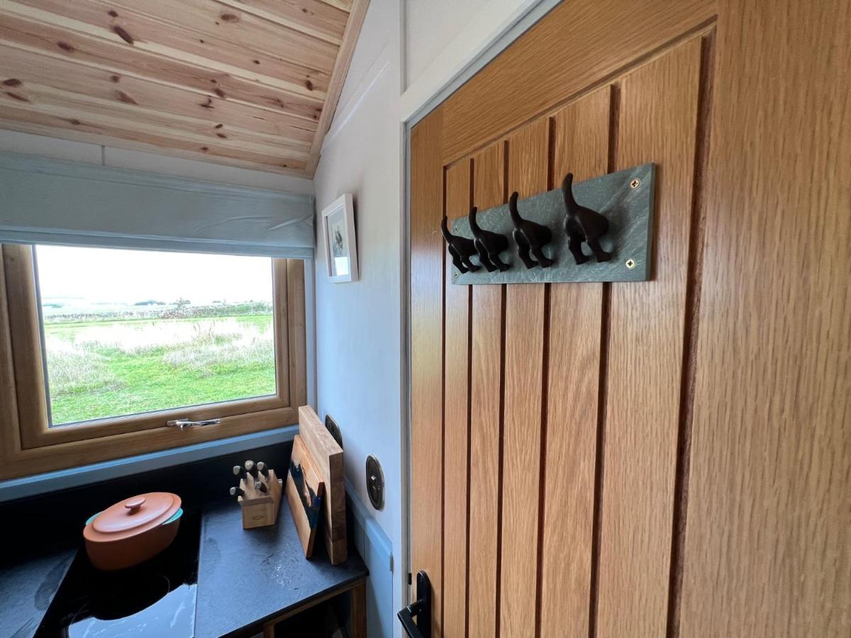 Luxury Shepherd Hut In The Peak District Bakewell Εξωτερικό φωτογραφία