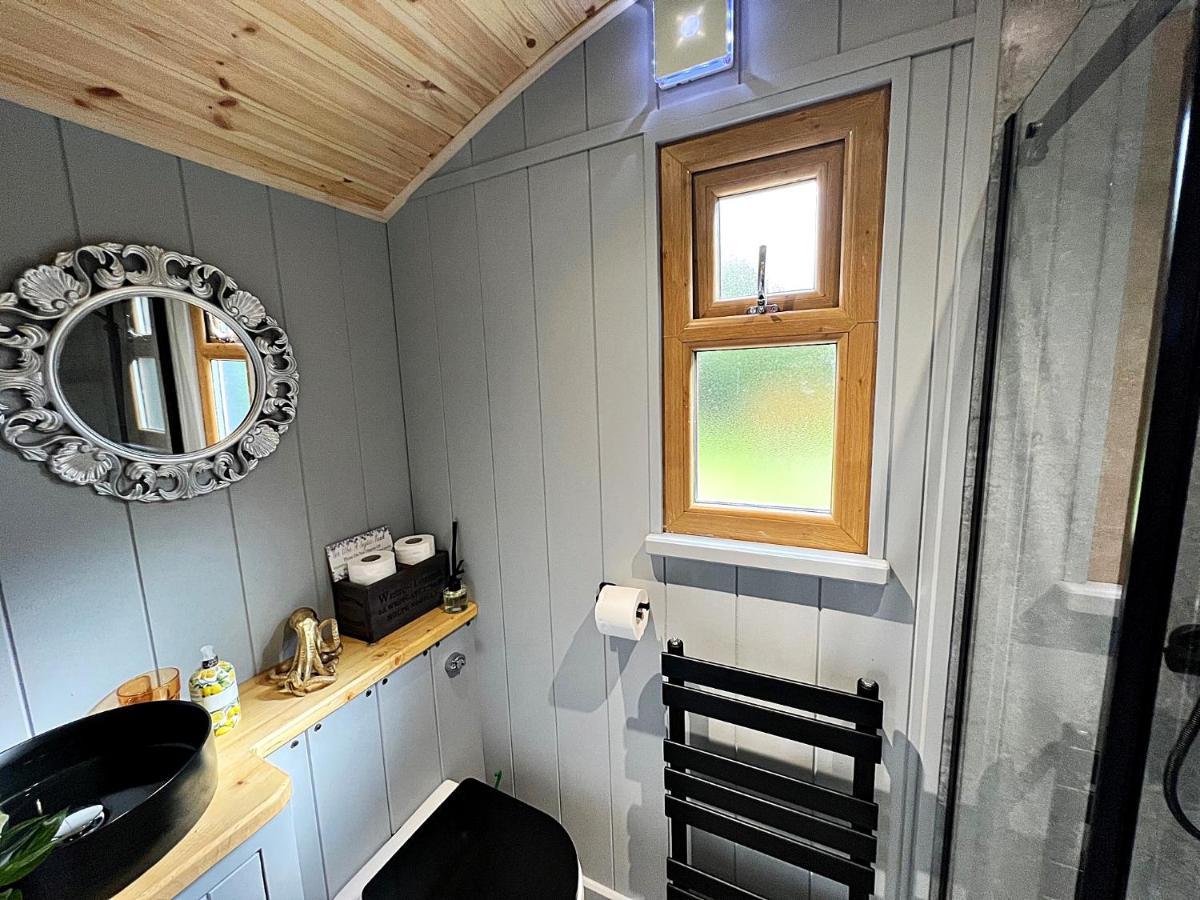 Luxury Shepherd Hut In The Peak District Bakewell Εξωτερικό φωτογραφία