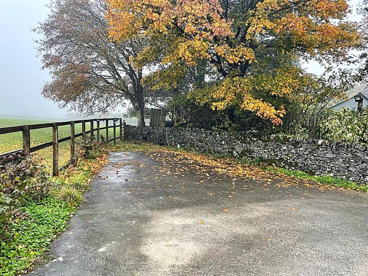 Luxury Shepherd Hut In The Peak District Bakewell Εξωτερικό φωτογραφία