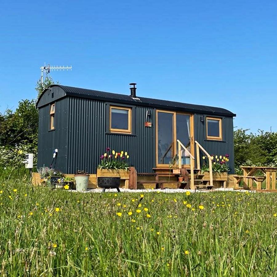 Luxury Shepherd Hut In The Peak District Bakewell Εξωτερικό φωτογραφία