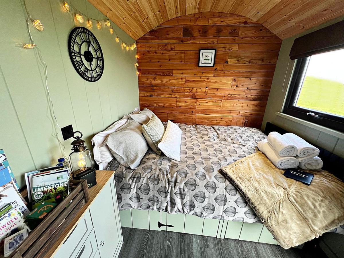 Luxury Shepherd Hut In The Peak District Bakewell Εξωτερικό φωτογραφία