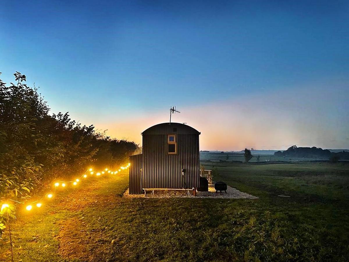 Luxury Shepherd Hut In The Peak District Bakewell Εξωτερικό φωτογραφία
